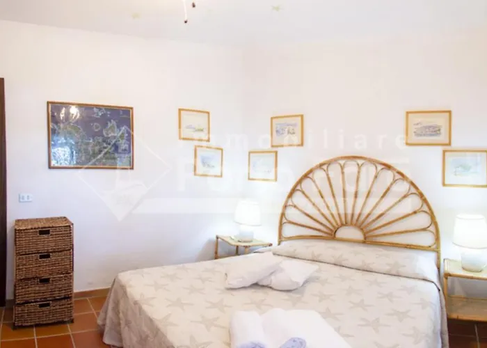 Villa 2a - Porto Mannu A Pochi Passi Dal Mare